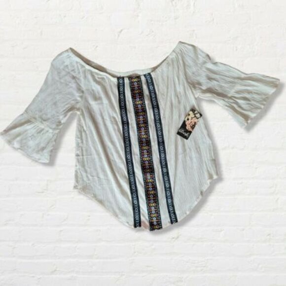 NWT Hint of Blush Boho Top Off the Shoulder Top with Embroidered Detail Size Med - Picture 4 of 9